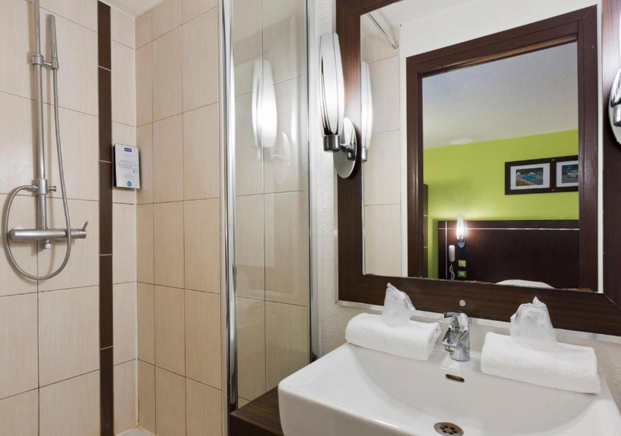 Enzo Reims By Kyriad Direct Hotel 3*
